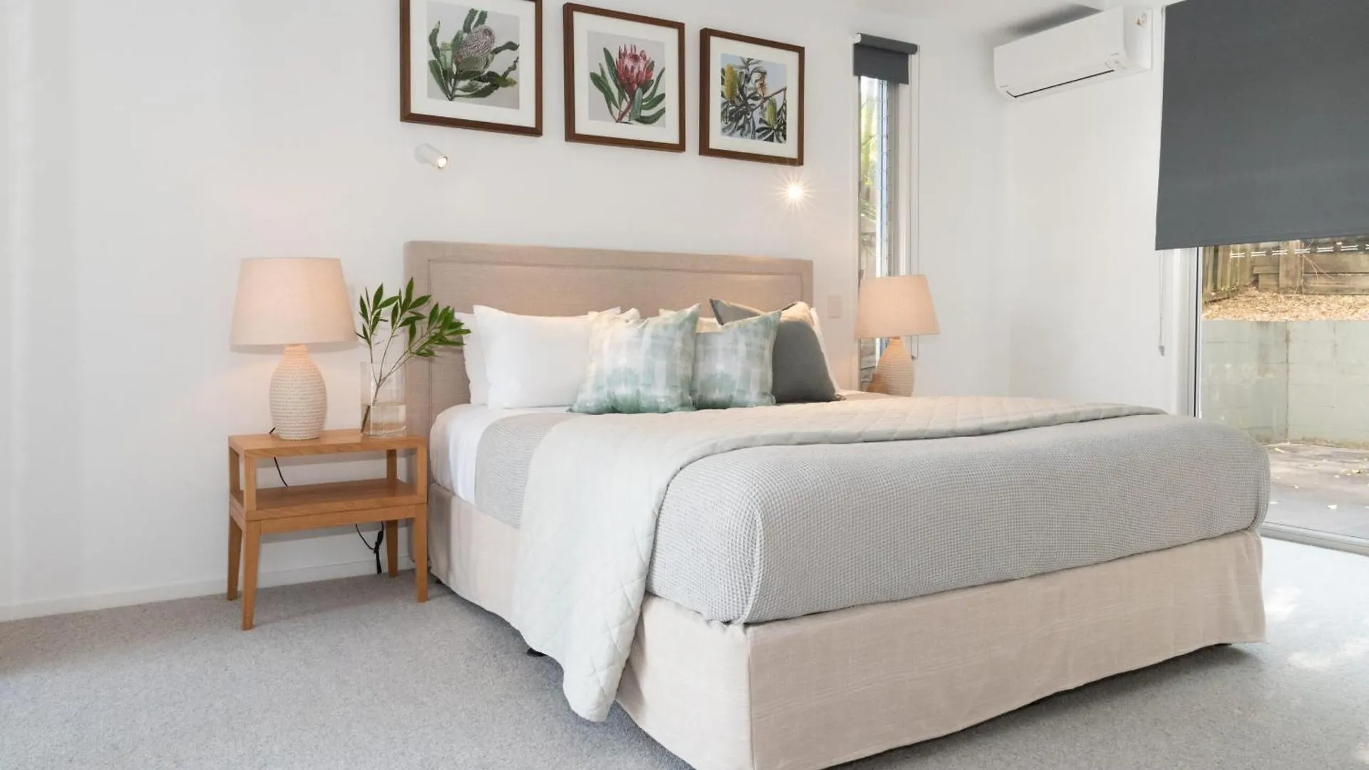 펜션 누사 Stunning Views, Private Pool Near Hastings St 빌라