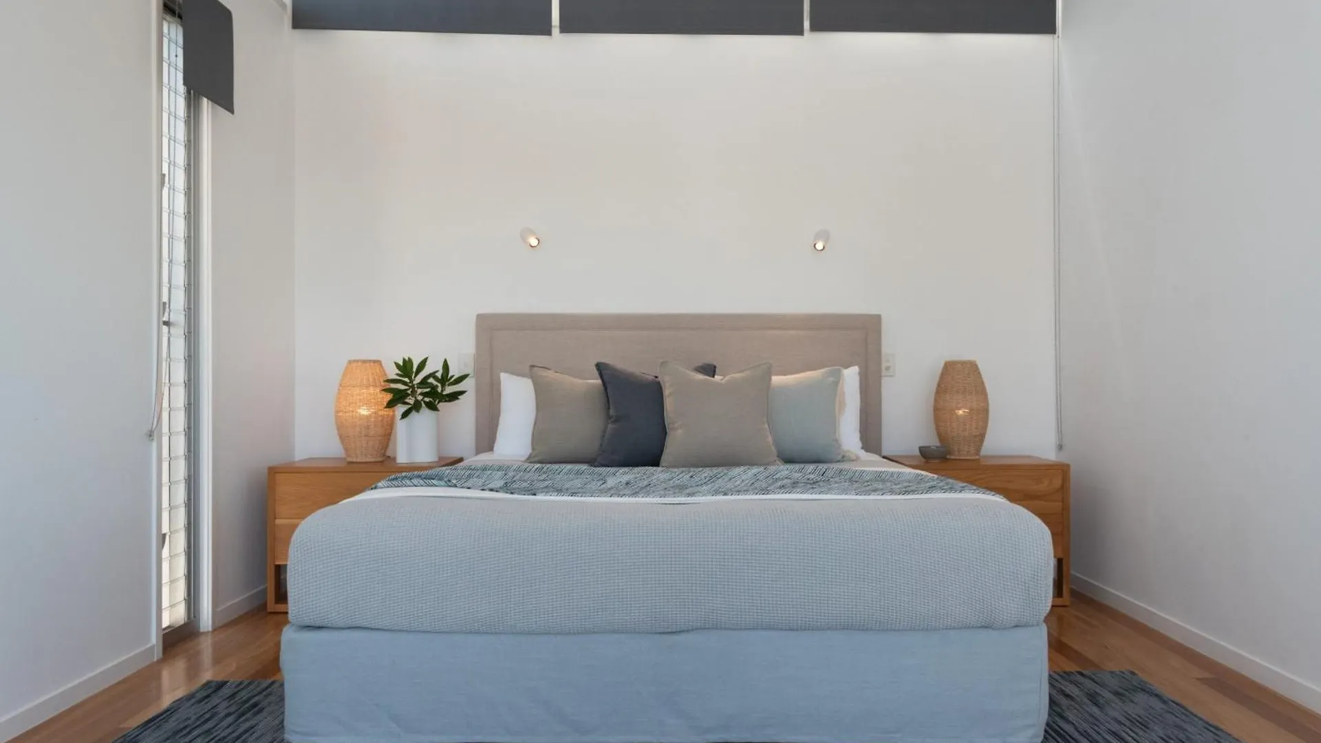 펜션 누사 Stunning Views, Private Pool Near Hastings St 빌라